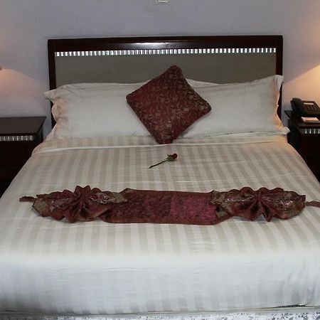 Afarensis International Hotel Addis Abeba Buitenkant foto