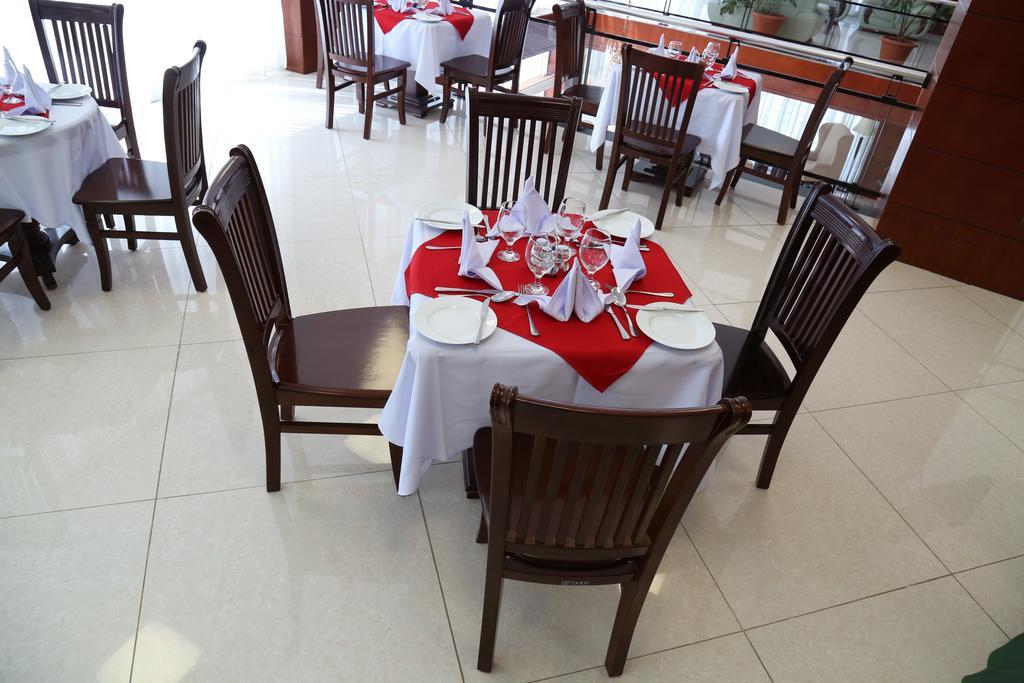 Afarensis International Hotel Addis Abeba Buitenkant foto