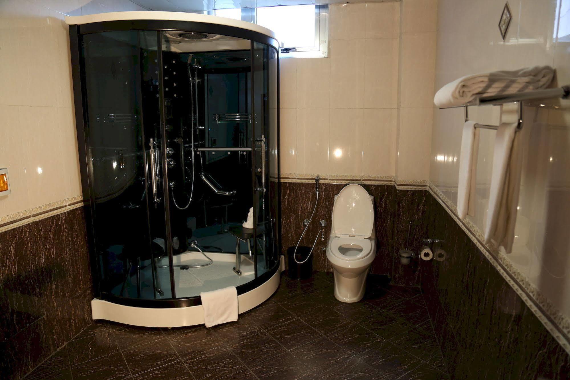 Afarensis International Hotel Addis Abeba Buitenkant foto
