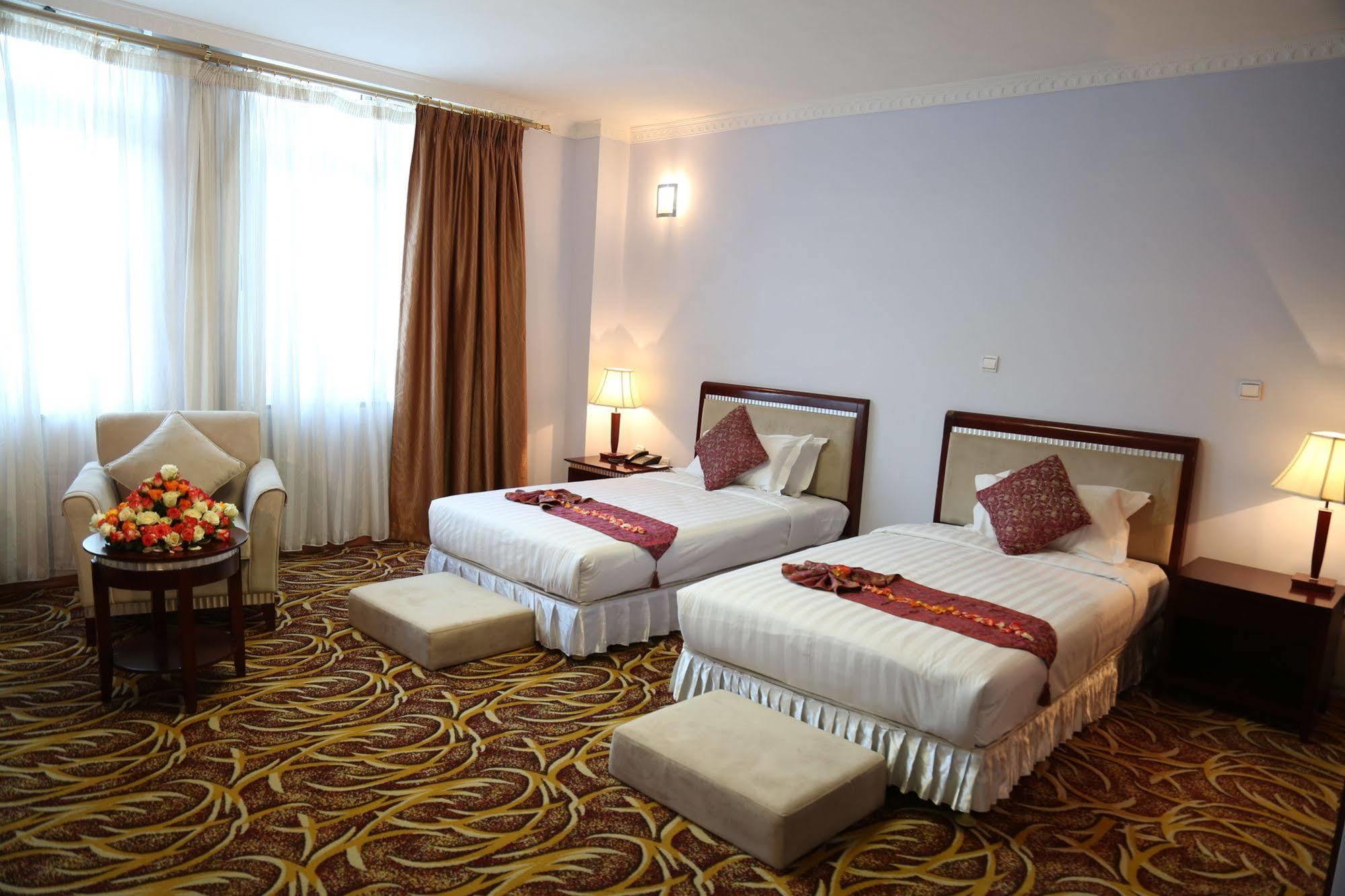 Afarensis International Hotel Addis Abeba Buitenkant foto